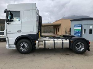 truck XF460SLH FK718SN 37555