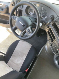 truck XF480SLH FY443SE 92715