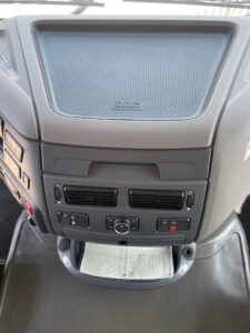 truck XF480SLH FY443SE 92715