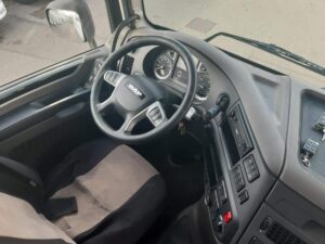 truck XF480SLH GB851AL 92695