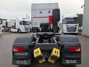 truck XF480SLH GG099WG 104575