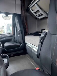 truck XF480SLH GG346WG 104437