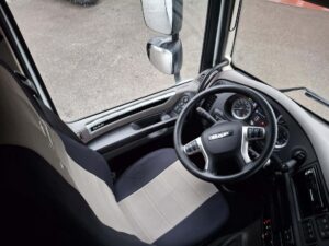 truck XF480SLH GG484WG 104520