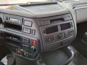 truck XF480SLH GR951VP 104291