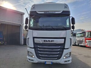 truck XF480SSC GH015XK 105056