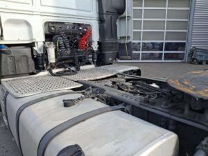 truck XF480SSC GH015XK 105056