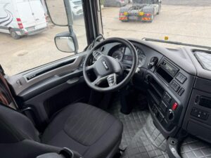 truck XF530SSC GD799DK 105599