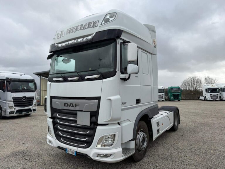 truck XF530SSC GD799DK 105599