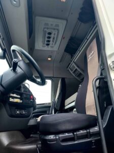 truck XF450SLH GK362HA 105589