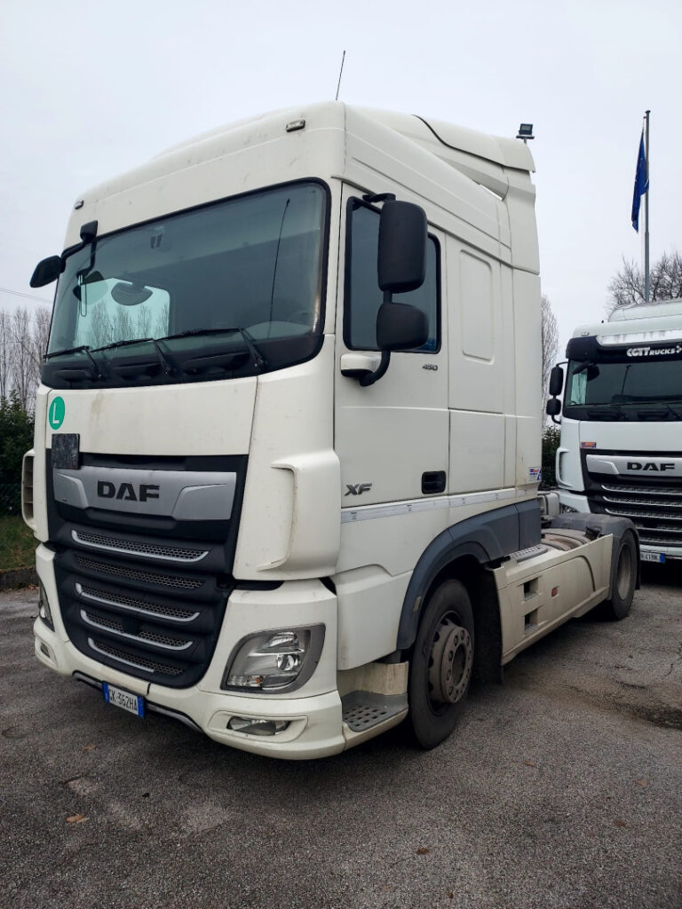truck XF450SLH GK362HA 105589