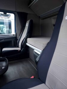 truck XF450SLH GK617HA 105577