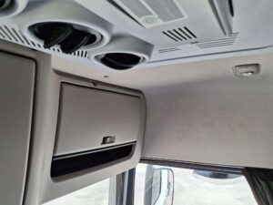 truck XF480SLH FR674WP 64875