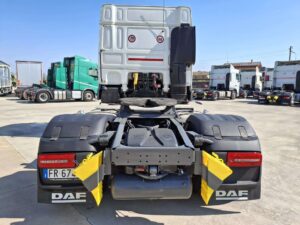 truck XF480SLH FR674WP 64875