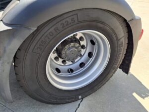 truck XF480SLH FR674WP 64875