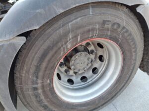 truck XF480SLH FX992LB 104273