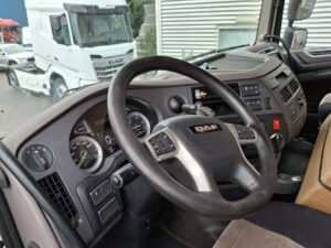 truck XF480SLH GE827AM 104598
