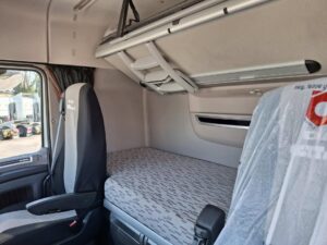 truck XF480SLH GG346WG 104437