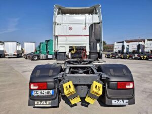 truck XF480SLH GG346WG 104437