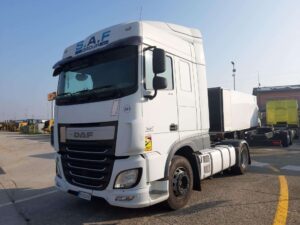 truck XF460SLH FA084RX 58894