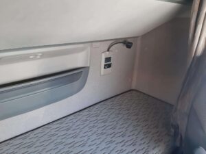 truck XF460SLH FA084RX 58894