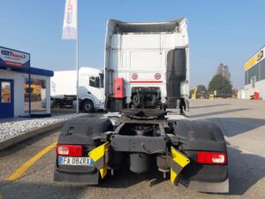 truck XF460SLH FA084RX 58894