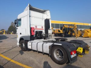 truck XF460SLH FA084RX 58894