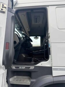 truck XF480SLH FV857NS 55034