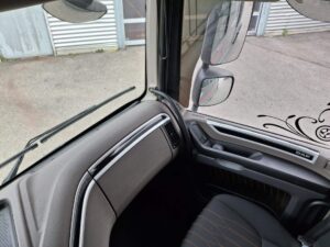 truck XF480SLH FX991LB 112525