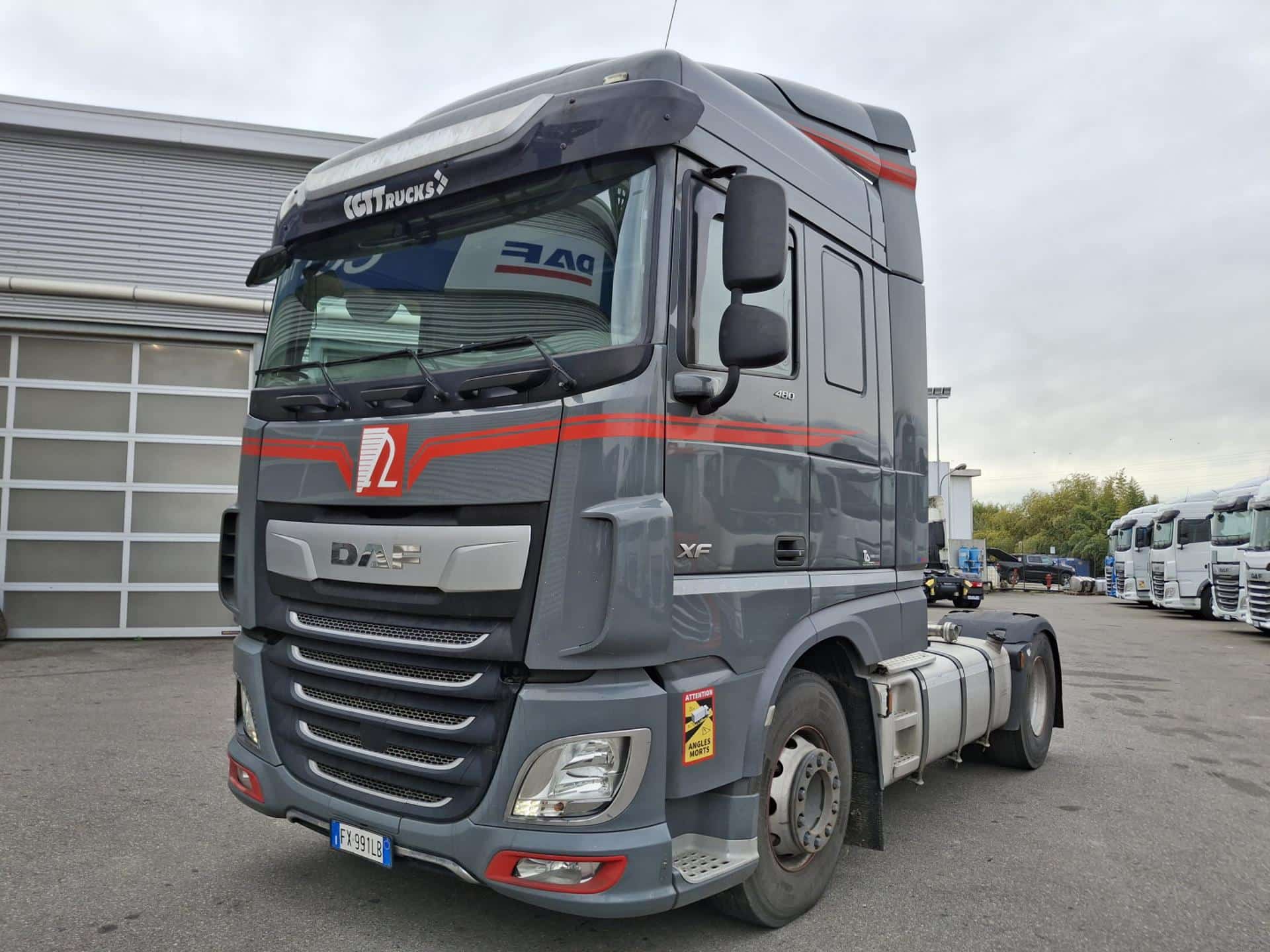 truck XF480SLH FX991LB 26108