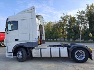 truck XF480SLH FY035SE 38355