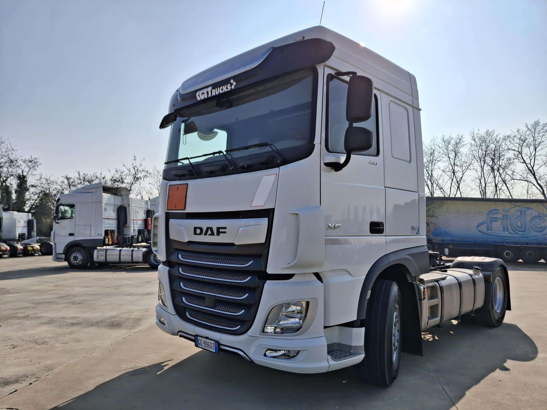 truck XF480SLH GC996DZ 26108