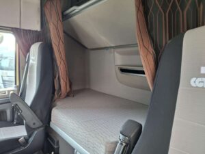 truck XF480SLH GK338HA 108179