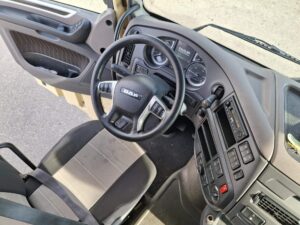 truck XF480SLH GK338HA 108179