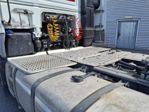 truck XF480SLH FR666WP 118385