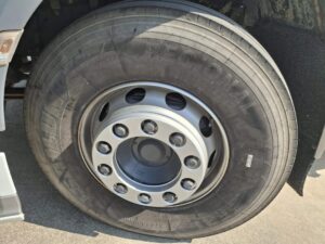 truck XF480SLH FS924LG 35674