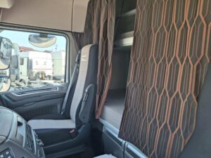truck XF480SLH FS924LG 35674
