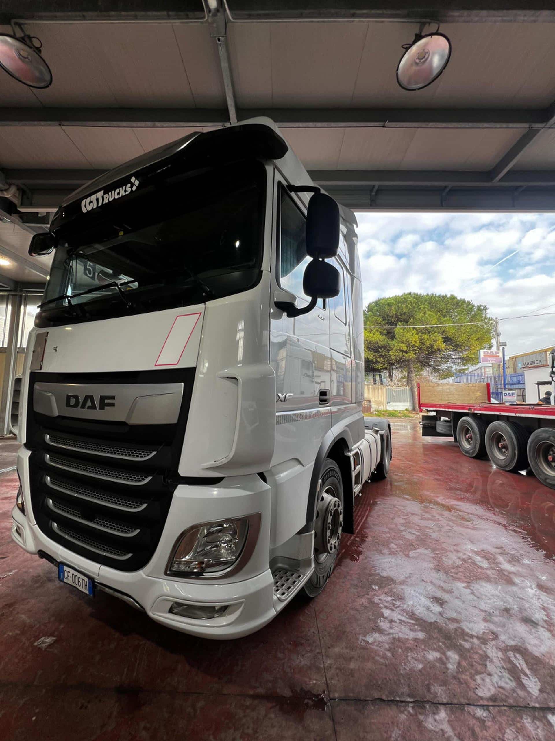 truck XF480SLH GF006TH 26108