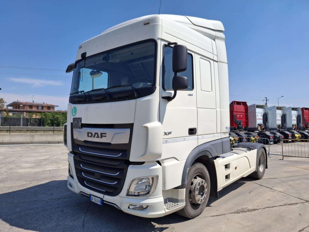 truck XF450SLH GK362HA 105589