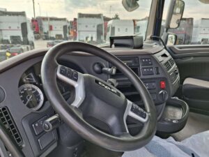 truck XF450SLH GK617HA 105577