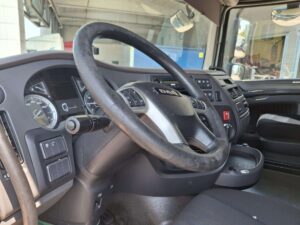 truck XF480SLH GF851TH 128849