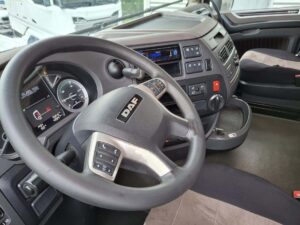 truck XF480SLH GG099WG 104575