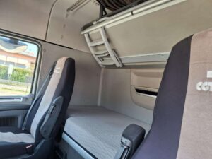 truck XF450SLH GK362HA 105589