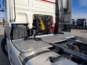 truck XF450SLH GK839HA 102850