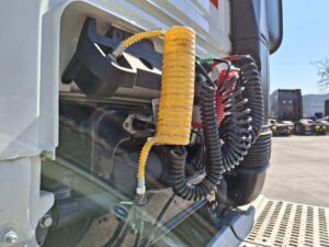 truck XF480SLH FR674WP 64875
