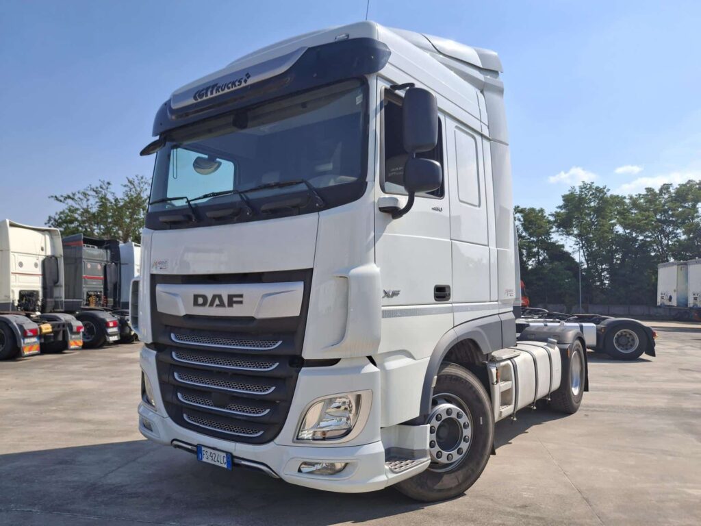 truck XF480SLH FS924LG 35674