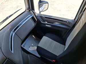 truck XF480SLH FY445SE 47408