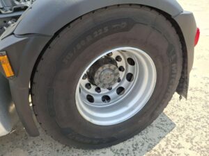 truck XF480SLH FY445SE 47408