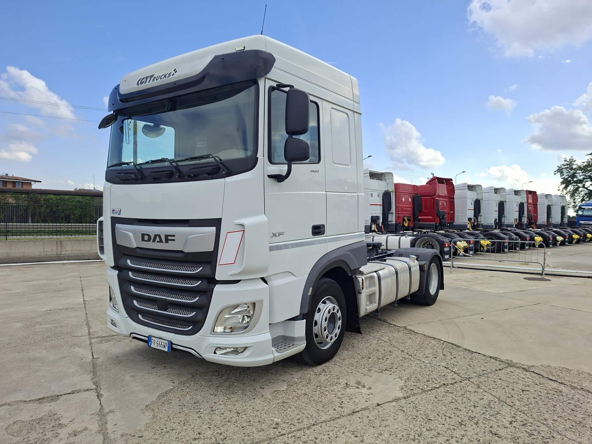 truck XF480SLH FR666WP 26108