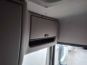 truck XF480SLH GG484WG 133992