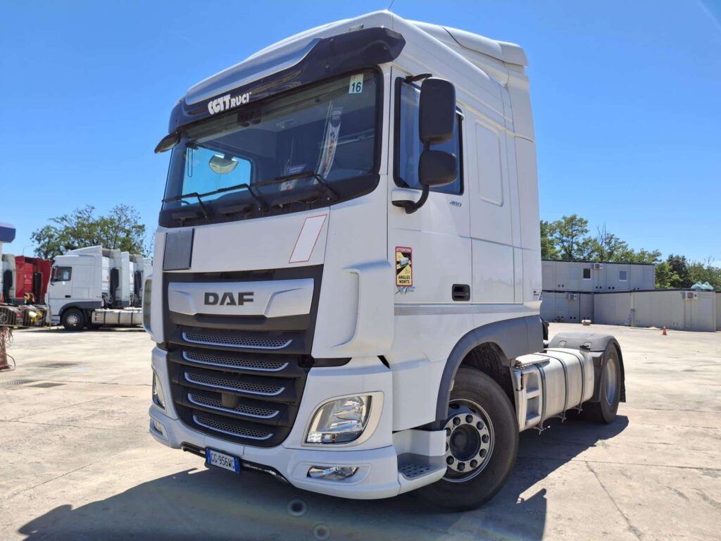 truck XF480SLH GG956WG 133932